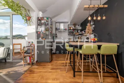 Apartment 125 m², Bijenik - 3.5-room on two floors