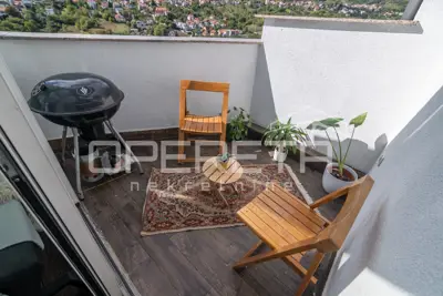Apartment 125 m², Bijenik - 3.5-room on two floors - 14
