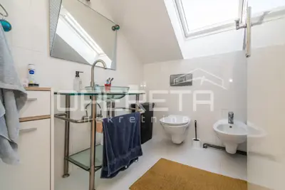 Apartment 125 m², Bijenik - 3.5-room on two floors - 7