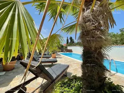 Veli Vrh! Pula! Two ground-floor houses with a pool!