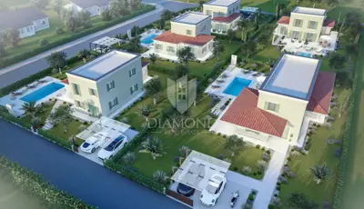 Poreč, luxuriöse Villa mit Pool an attraktiver Lage! - 10