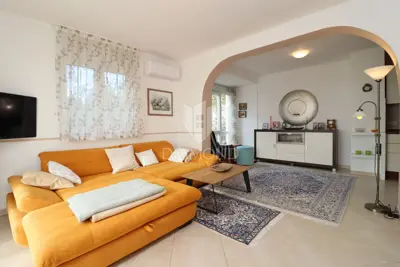 Semi-detached house 105 m², Poreč surroundings, sea view - 4