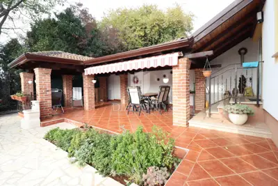 Semi-detached house 105 m², Poreč surroundings, sea view