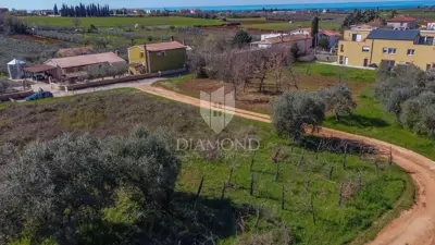 Building plot 1,147 m², Novigrad - project and permit - 4