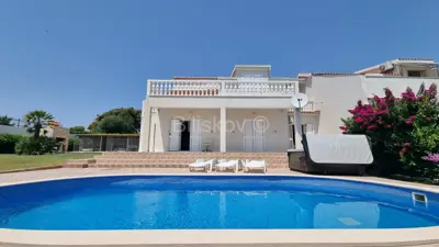 Zu verkaufen K. Štafilić ein Haus mit Pool neben dem Strand - 6