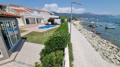 Zu verkaufen K. Štafilić ein Haus mit Pool neben dem Strand - 3