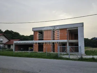 Haus zum Kauf in Gornji Stupnik, 360 m² - 4