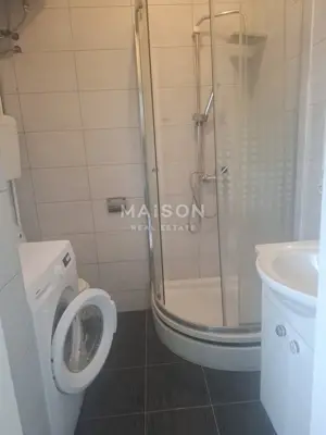 Studio apartment 20 m², Šalata - near Kvatrić and the faculty - 7