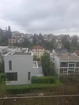 Studio apartment 20 m², Šalata - near Kvatrić and the faculty
