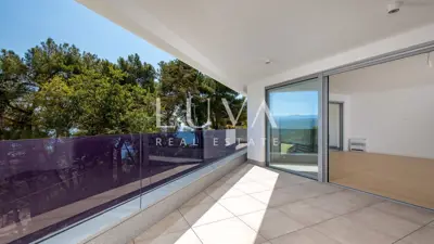 Stan 125 m², Opatija - novogradnja, vrt i 2 terase