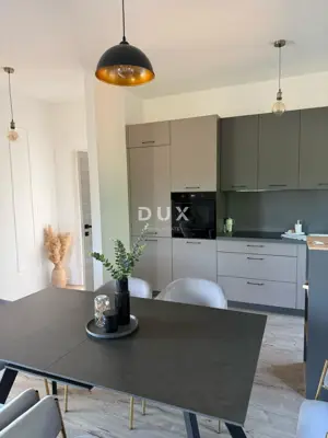 Haus 106 m², Svetvinčenat - Pool und Gartenanlage - 7