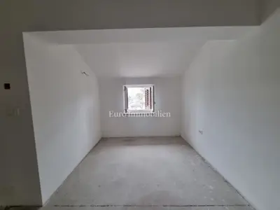 NOVIGRAD - Wohnung im zweiten Stock im Stadtzentrum - 10