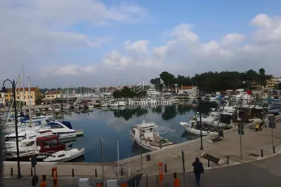 NOVIGRAD - apartment on the second floor in the very center of the city