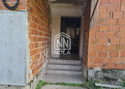 Kuća 130 m², Pleš - pogled na krajolik i parcela 4.636 m² - 3