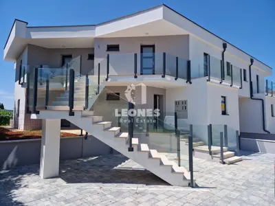 Wohnung 69 m², Savudrija, in der Nähe des Meeres und des Strandes