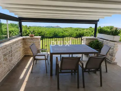 Haus 114 m², Bibali - Meerblick und Blick auf die Altstadt Buje - 6