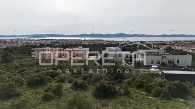 Baugrundstück 3 580 m², Skročini, Panoramablick auf Zadar - 2