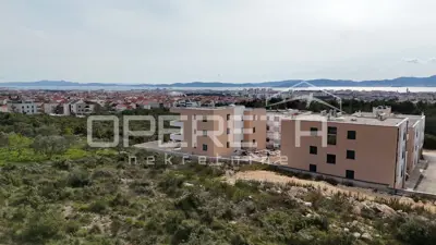 Baugrundstück 3 580 m², Skročini, Panoramablick auf Zadar - 5