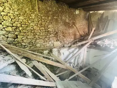 Grižane - starina za adaptaciju s pogledom na more - 11