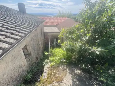 Grižane - starina za adaptaciju s pogledom na more - 8