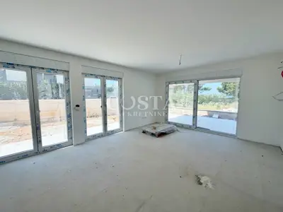 Wohnung zum Kauf in Rovanjska, 115 m² - 8