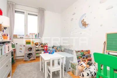 Wohnung 97 m², Velika Gorica - 3 Zimmer, Garage und Parkplatz - 4