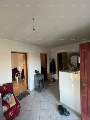 Prodaje se samostojeća kuća u Valbandonu. - 11