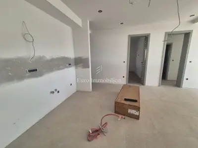 Apartment 126.98 m², Primošten - 3 bedrooms and loggia - 10