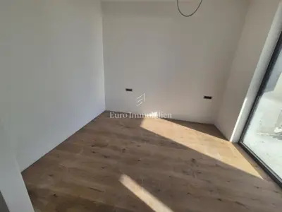 Apartment 126.98 m², Primošten - 3 bedrooms and loggia - 4
