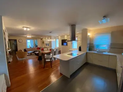 Haus 478,8 m², Smiljevac - Garten und privater Parkplatz - 5