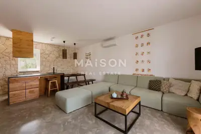 Apartman 82 m², Nerezine - 300 m od mora