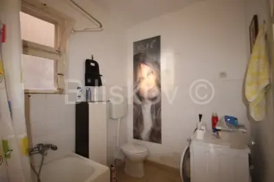 Wohnung 79 m², Bačvice, Blick auf das Meer und den Fährhafen - 8
