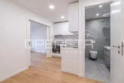 Stan 33 m², Rovinj - dnevni boravak i spavaća soba - 2