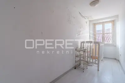 Stan 33 m², Rovinj - dnevni boravak i spavaća soba - 8