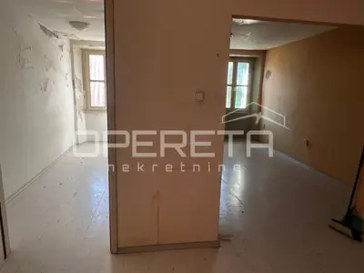 Stan 33 m², Rovinj - dnevni boravak i spavaća soba - 16