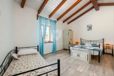 House 149 m², Krnica - stone villa with pool - 22