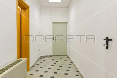Gewerbeimmobilie zur Miete in Lučko, 450 m² - 13