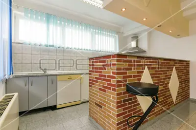 Gewerbeimmobilie zur Miete in Lučko, 450 m² - 15