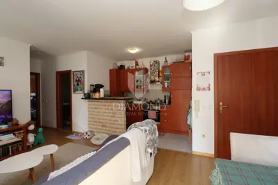 Stan 57,67 m², Rovinj okolica - vrt i parkirno mjesto - 5