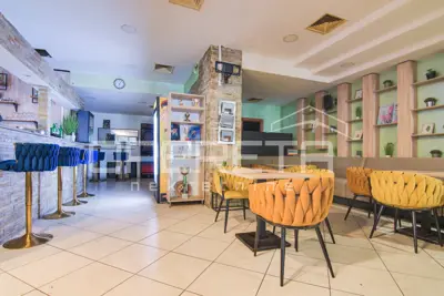 Ugostiteljski lokal 145 m², Sesvete - pješačka zona
