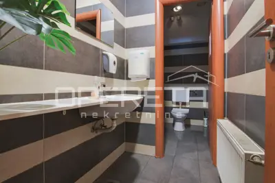 Ugostiteljski lokal 145 m², Sesvete - pješačka zona - 8