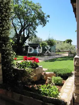 House for sale in Umag, 243 m² - 7