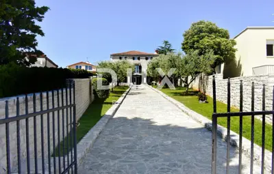 House for sale in Umag, 243 m² - 9