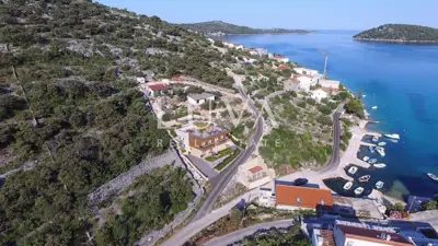 Villa 250 m², Ražanj - erste Reihe zum Meer, Pool - 12