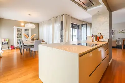 Wohnung 167 m², Rovinj - 3 Schlafzimmer und 3 Badezimmer - 6