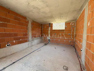 Kuća 168 m², Drivenik - roh-bau s dva stana - 7