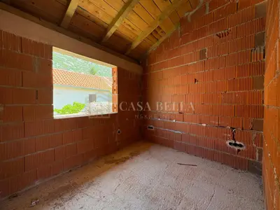 Kuća 168 m², Drivenik - roh-bau s dva stana - 12