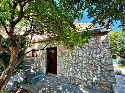 House 180 m², Tisno - first row to the sea - 19