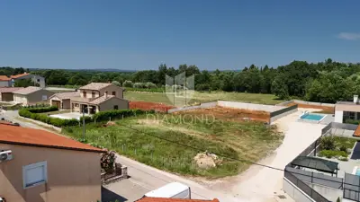 Baugrundstück 1.489 m², Labin - Baugenehmigung - 2