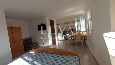 Kuća 200 m², Marina - 4 apartmana i 350 m od mora - 17